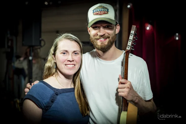 Guitarrem i læder - Jonas - Ida og Jonas Fjelsted